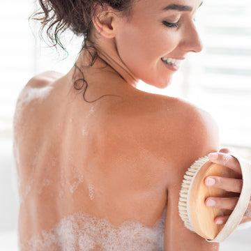 Palmolive Body Butter Coconut & Jojoba Body Wash, 400mL, Exfoliating Scrub with Real Fruit Seeds